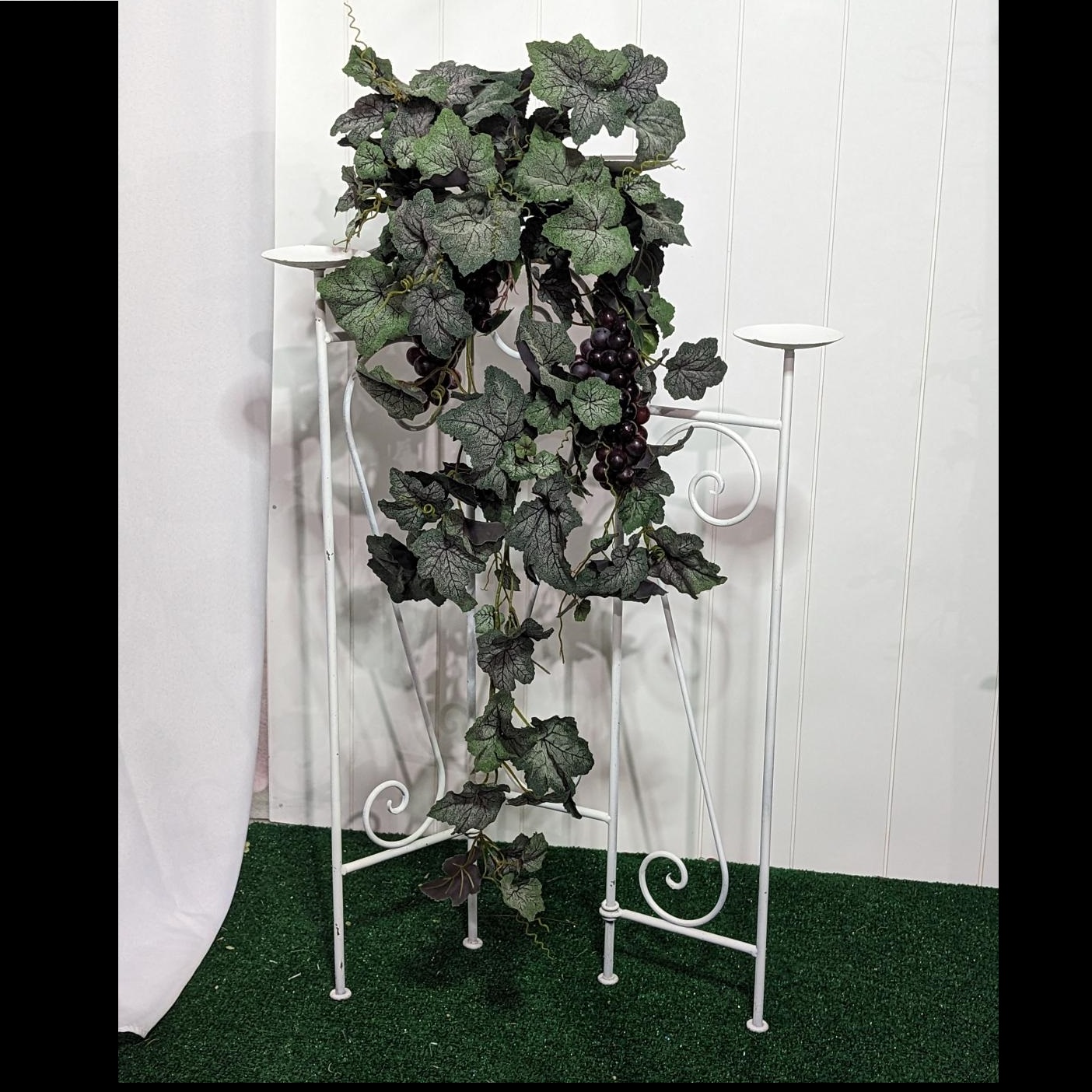 Frosted Grape Leaf Bush - Greenery & Floral